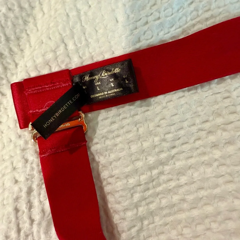 Honey Birdette Striking Red Bra Set - Picture 2 of 3